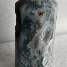 Moss Agate Tower, Obelisk, Stone from India