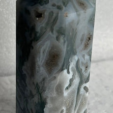 Moss Agate Tower, Obelisk, Stone from India