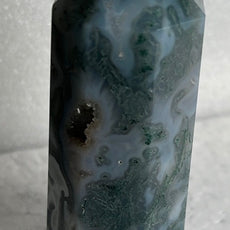 Moss Agate Tower, Obelisk, Stone from India