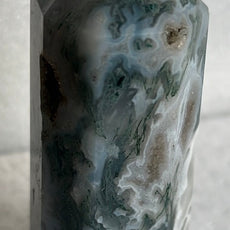 Moss Agate Tower, Obelisk, Stone from India