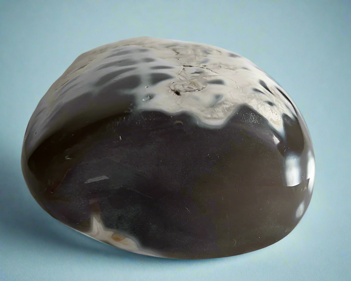 Agate Freeform Standup Stone from Madagascar - My Shop of Wonders