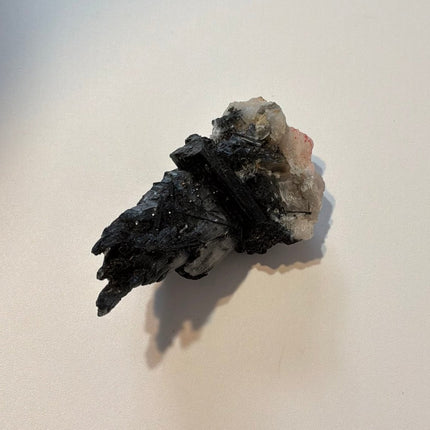 Black Tourmaline Stone: Quiet Wellbeing - My Shop of Wonders