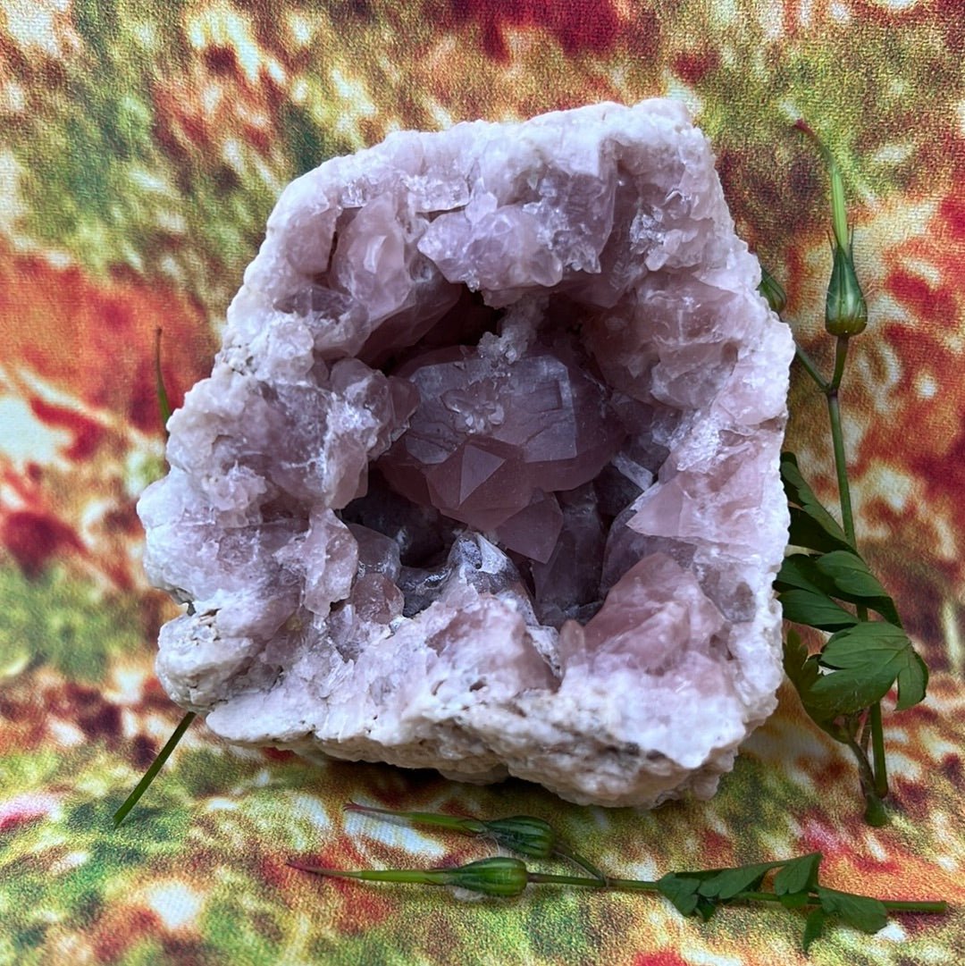 Explore Argentine Amethyst Geode Rocks for Sale: Unveil their Beauty - My Shop of Wonders