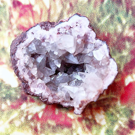 Geode Crystals: Unveiling the Beauty of White Amethyst - My Shop of Wonders