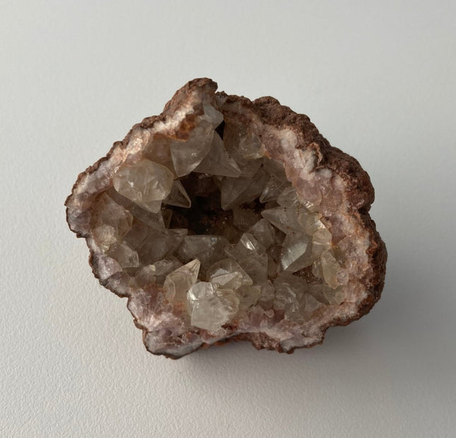 Geode Crystals: Unveiling the Beauty of White Amethyst - My Shop of Wonders