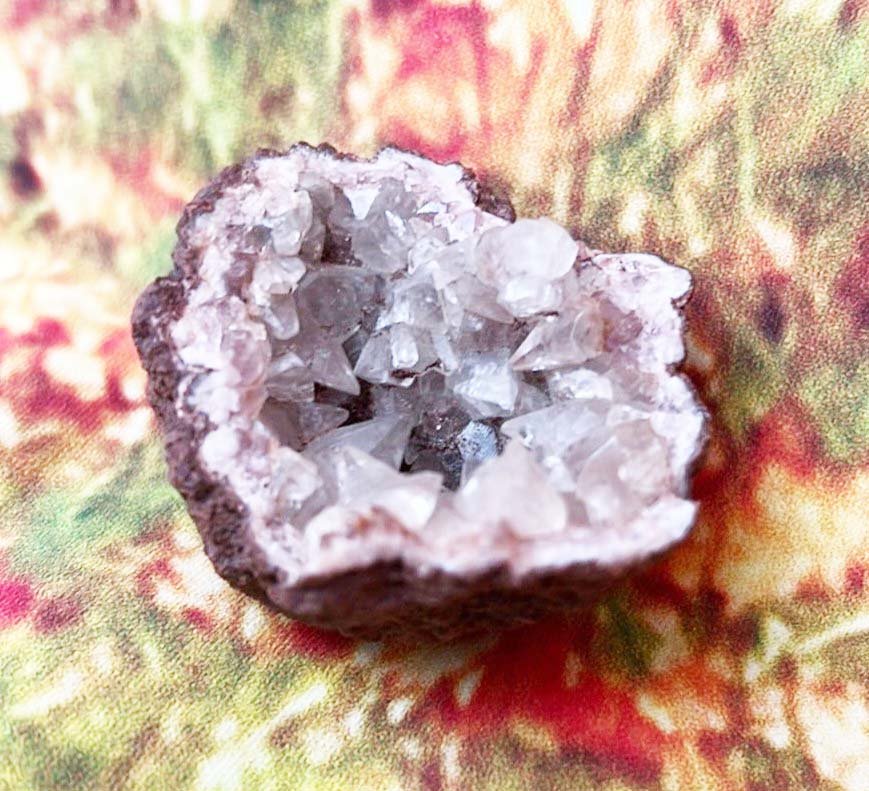 Geode Crystals: Unveiling the Beauty of White Amethyst - My Shop of Wonders