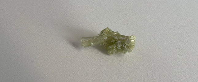 Green Tourmaline Crystal: Spring Calm - My Shop of Wonders