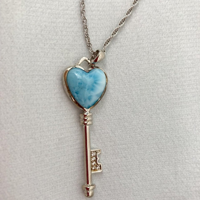 Marahlago Necklace Shaped as a Heart - My Shop of Wonders