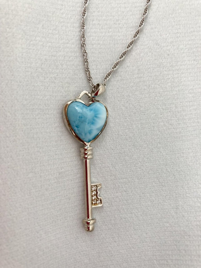 Marahlago Necklace Shaped as a Heart - My Shop of Wonders