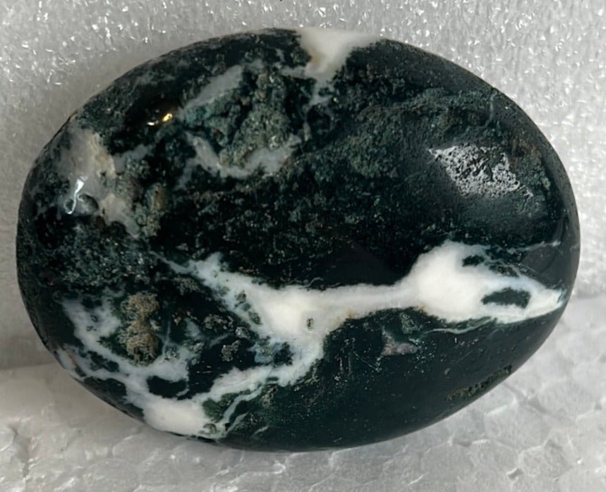 Moss Agate Palm Stone from India - My Shop of Wonders