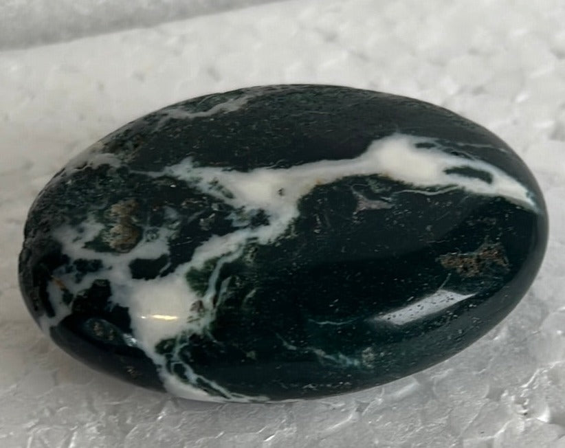 Moss Agate Palm Stone from India - My Shop of Wonders