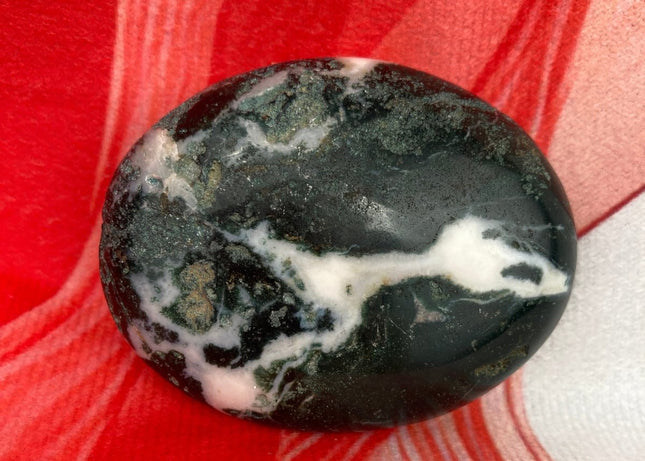 Moss Agate Palm Stone from India - My Shop of Wonders