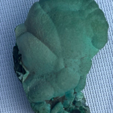 Small Crystal with a Vibrant Blue Colour - My Shop of Wonders