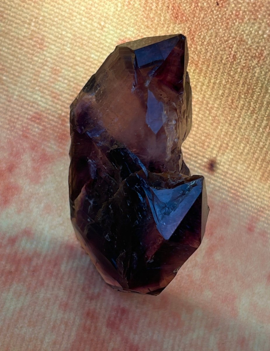 Terminated Crystal: Embrace Amethyst's Divine Splendor - My Shop of Wonders